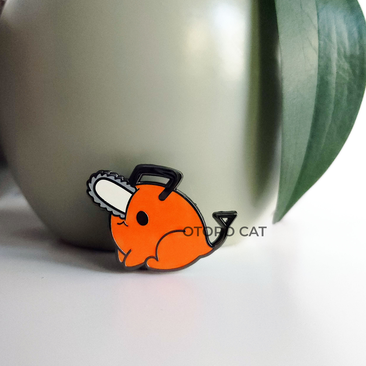 Sitting Orange Chain Dog